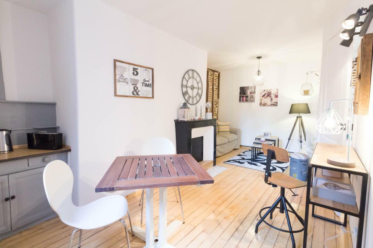 La Scellerie Apartment Тур Екстериор снимка
